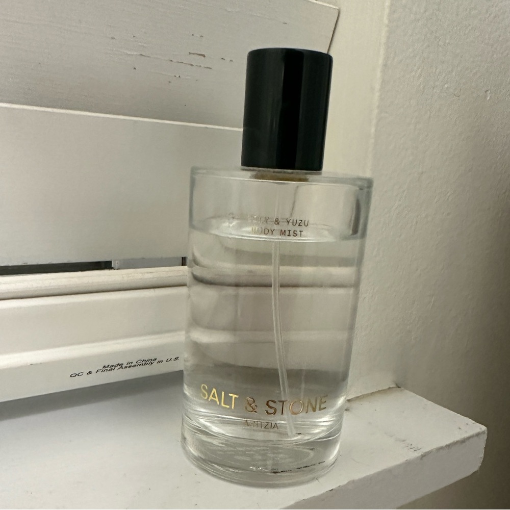 Aritzia Salt & Stone Body Spray